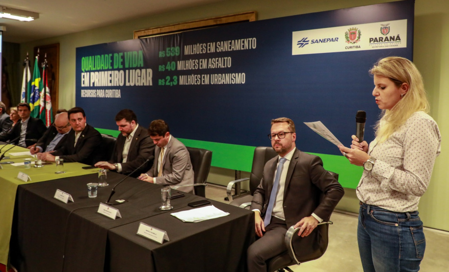 Estado anuncia R$ 41,1 milhões para pavimentação e construção de Praça em Curitiba