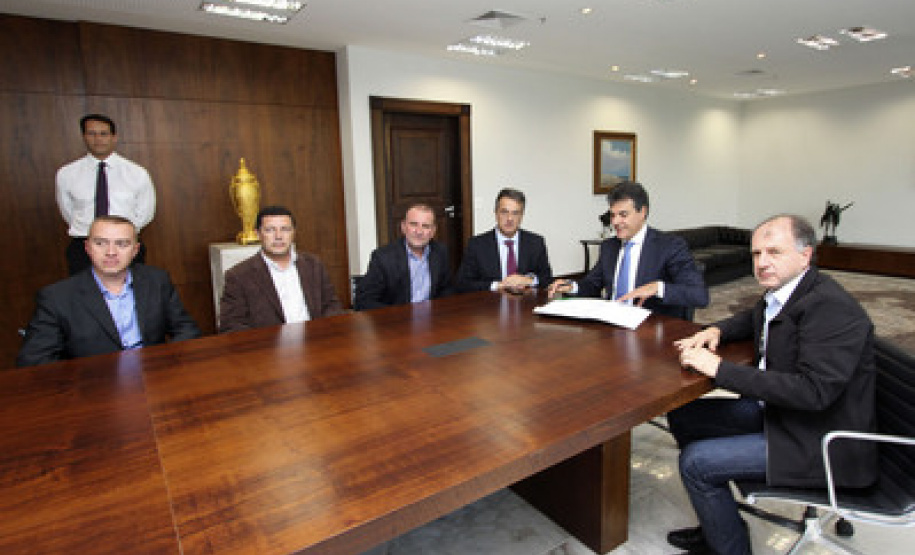 Governo libera R$ 5,4 milhões para obras em Ponta Grossa e Carambeí