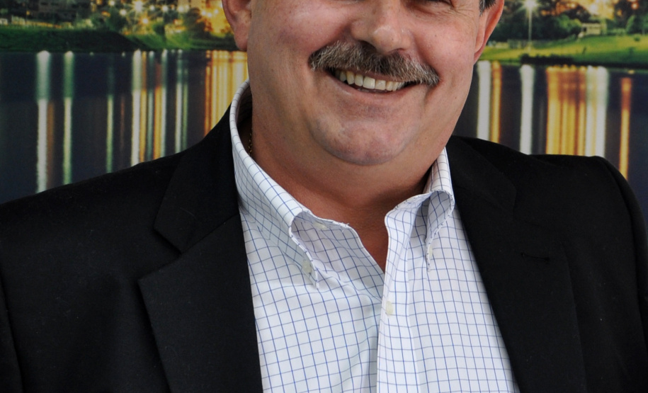 Cezar Silvestri assume a Secretaria de Governo