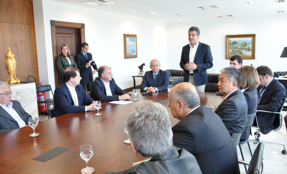 Governo do Paraná, pela SEDU, autoriza mais de R$ 14 milhões para obras em nove municípios