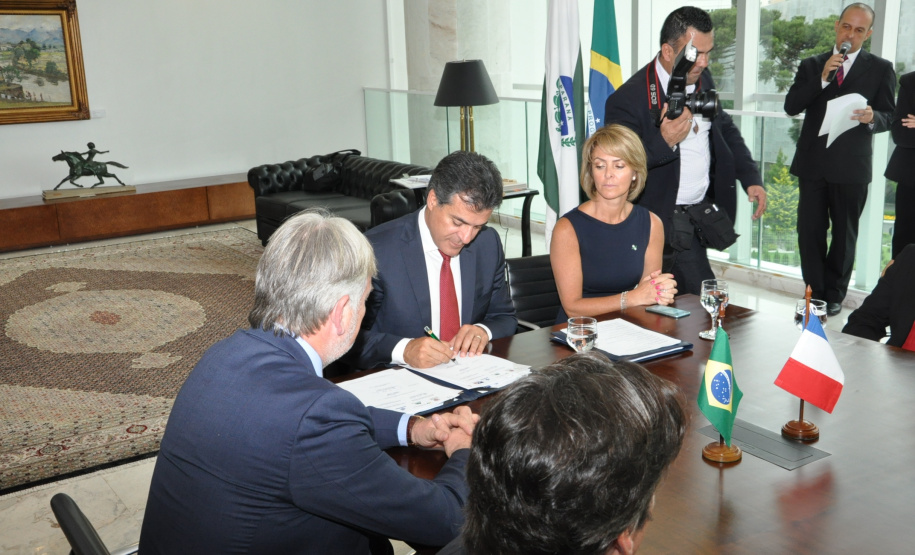 Parceria de projeto sobre resíduos sólidos entre Paraná e França pode se tornar referência nacional