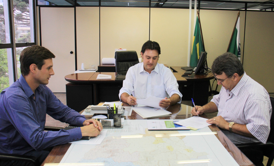 Parque de máquinas de Araucária será renovado com verbas de mais de R$ 3,3 milhões pelo PROMAP