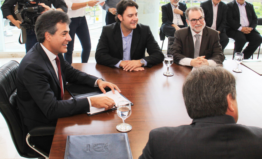 Araucária chega a cifra de mais de R$ 49 milhões de recursos autorizados pelo Governo do Estado, de 2013 até hoje, que transformaram a cidade e a vida da população