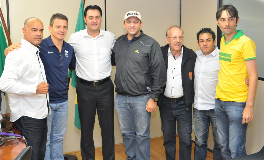 Ratinho Junior e Mestre Madureira falam sobre o poder transformador do esporte na vida de crianças e jovens