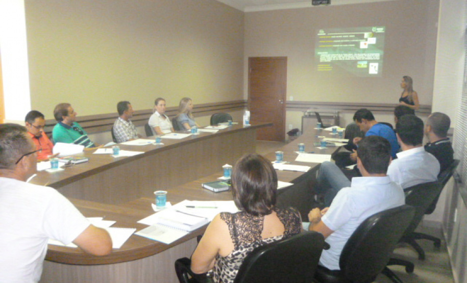 Mais 100 técnicos de 42 municípios recebem informações para bem estruturar o Plano Diretor Municipal