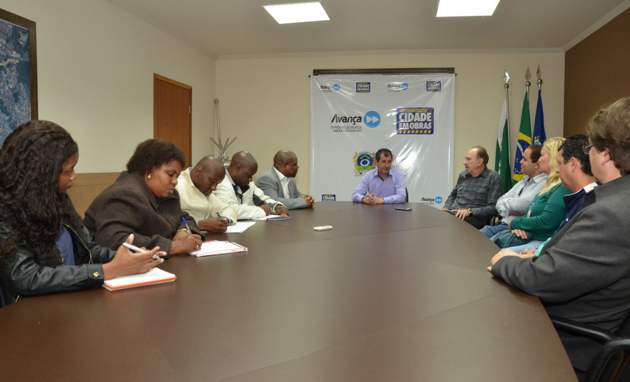 Moçambicanos deixam o Brasil satisfeitos após Visita de Cooperação Técnica na SEDU/Paranacidade