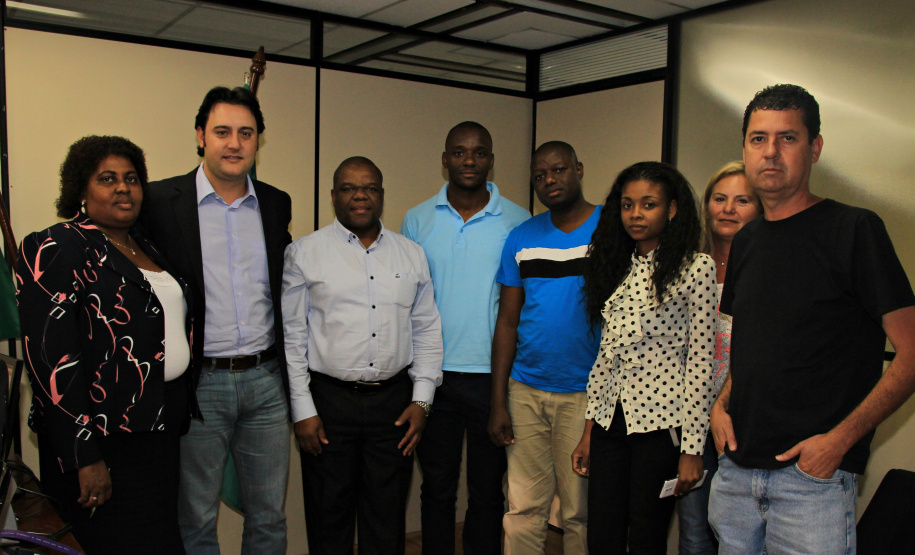 Moçambicanos deixam o Brasil satisfeitos após Visita de Cooperação Técnica na SEDU/Paranacidade