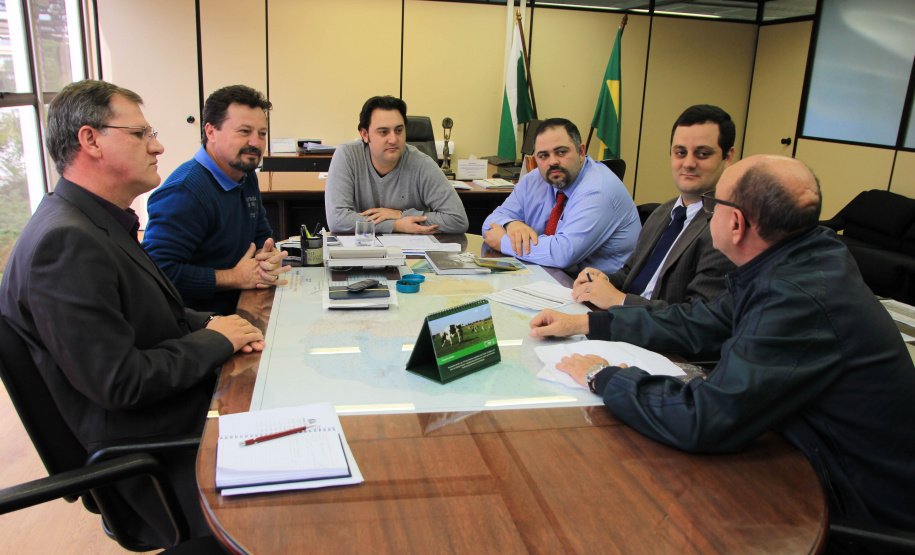 Municípios do Paraná começam a zerar a necessidade de asfalto