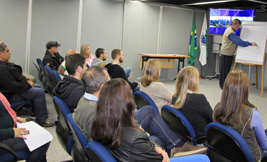 "O curso da SEDU/Paranacidade provoca mudanças na cultura de gestão tributária", diz o procurador municipal de Bocaiúva do Sul