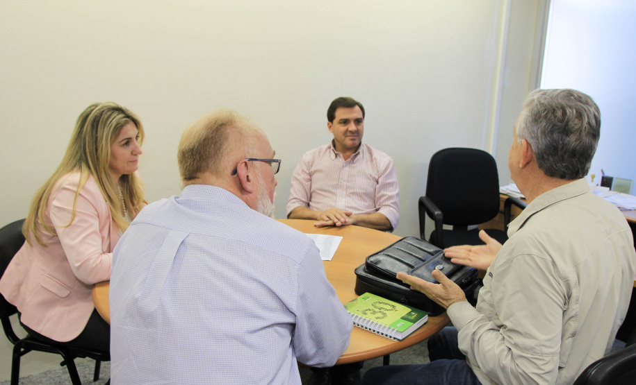 SEDU recebe nova leva de prefeitos, entre eles o que está na lista dos 100 melhores do País