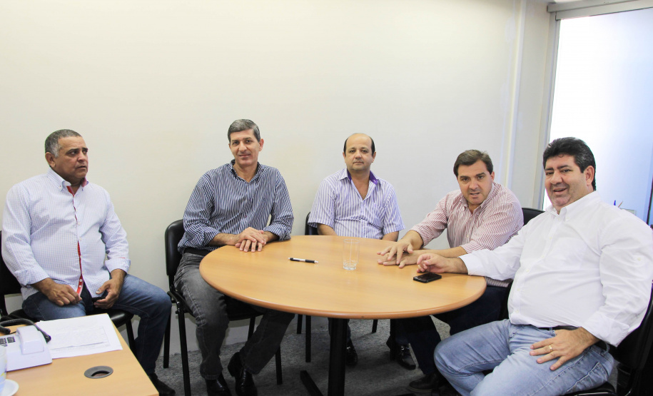 SEDU recebe nova leva de prefeitos, entre eles o que está na lista dos 100 melhores do País