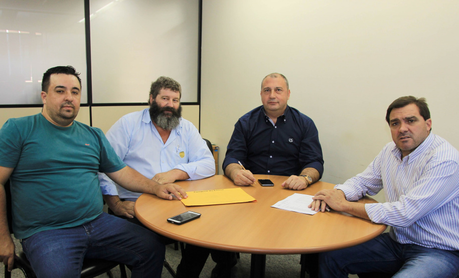 SEDU recebe nova leva de prefeitos, entre eles o que está na lista dos 100 melhores do País