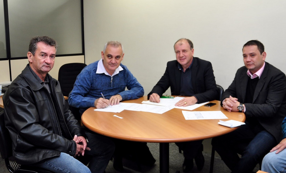 Obras do PAM e “Calçadas do Paraná” começam a ser inauguradas