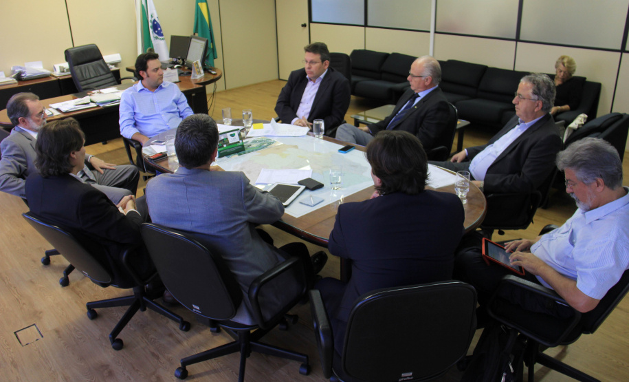 SEDU, SEMA e Fomento Paraná buscam soluções à Política Estadual de Resíduos Sólidos