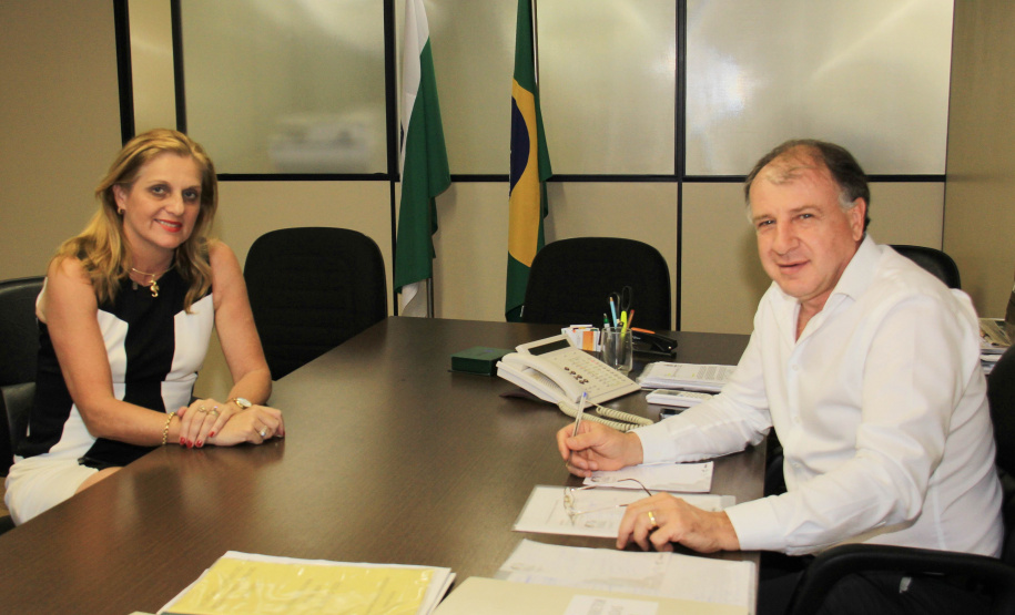 Prefeitos do Paraná recorrem à SEDU para solucionar crises e prioridades em seus municípios