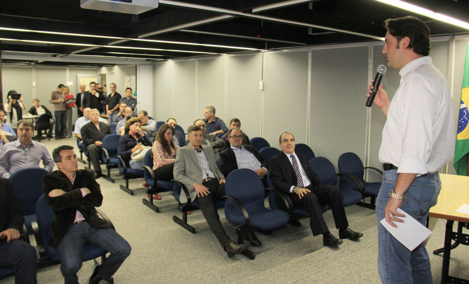 Região Metropolitana de Curitiba deverá ter até 3 mil novos abrigos de ônibus