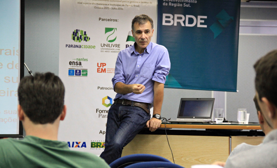 Gestão de Riscos Urbanos levanta polêmica e questionamentos em Curso de Pós-Graduação Franco-Brasileiro