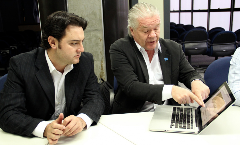 Ratinho Junior conhece novas ideias para transformar resíduos orgânicos em biogás