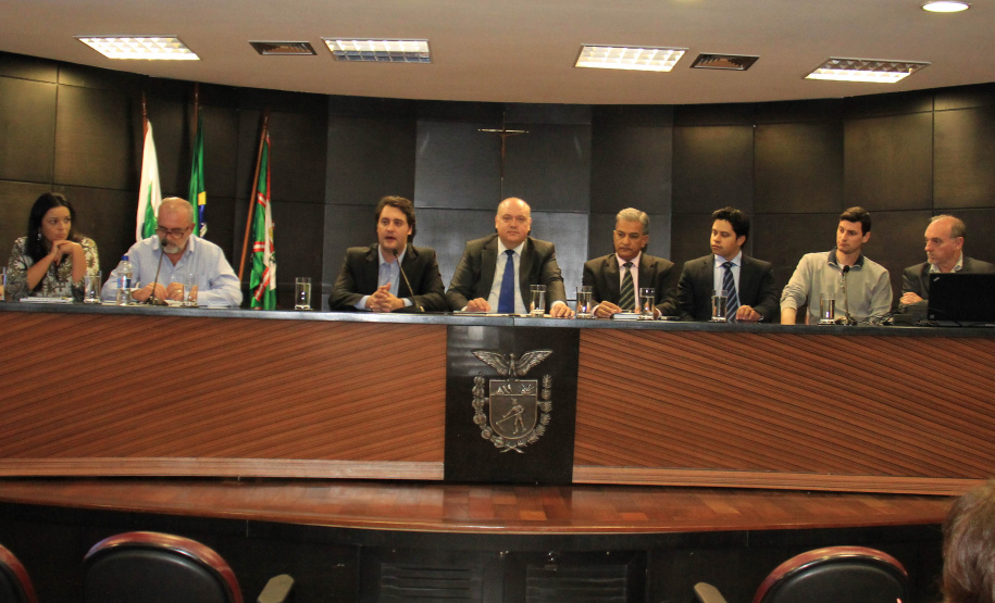 Ratinho Junior abre Seminário e convoca a todos na luta pela “cidade que queremos”