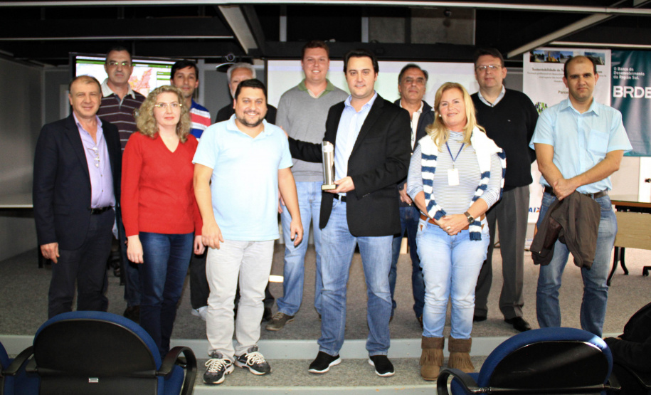 Programa SEDU/Paranacidade Interativo vence o Prêmio MundoGEO#Connect 2016 da América Latina