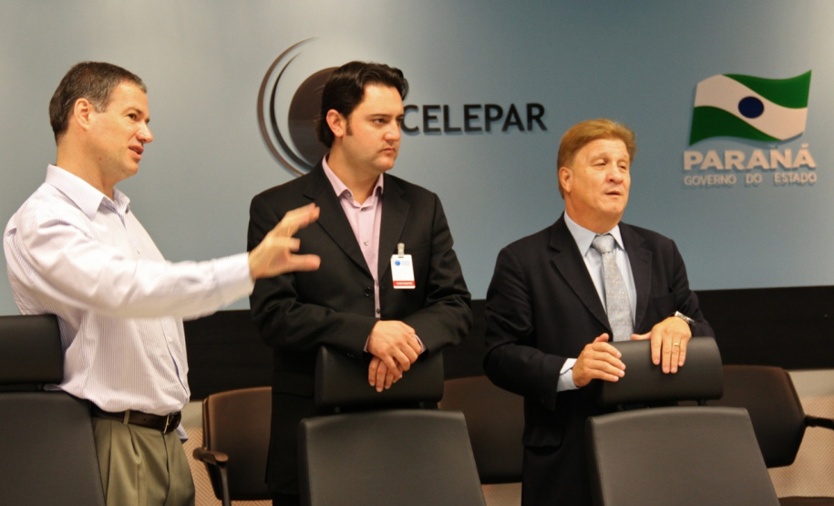 Tecnologia da Informação em Rede na Gestão Pública do Paraná chega a SEDU para beneficiar os 399 municípios