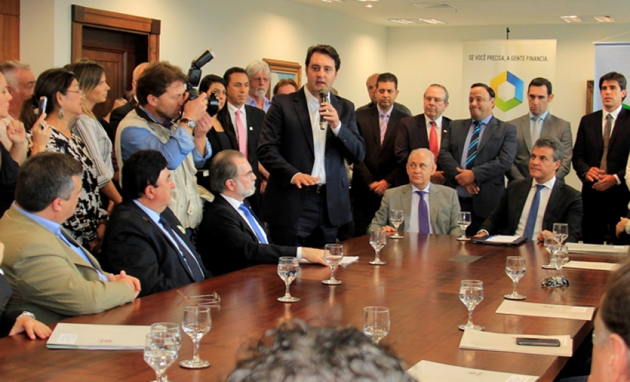 “Fazer a diferença é obrigação do gestor público”, afirma Ratinho Junior