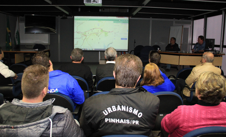 Ferramenta SEDU/PARANACIDADE Interativo se dissemina em cursos a técnicos e gestores públicos do Paraná