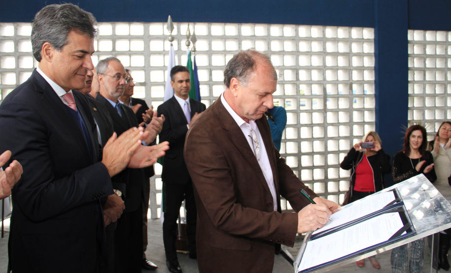 Verbas de R$ 18,1 milhões garantem serviços públicos de excelência e obras para trânsito seguro e ágil à população de São José dos Pinhais, na RMC