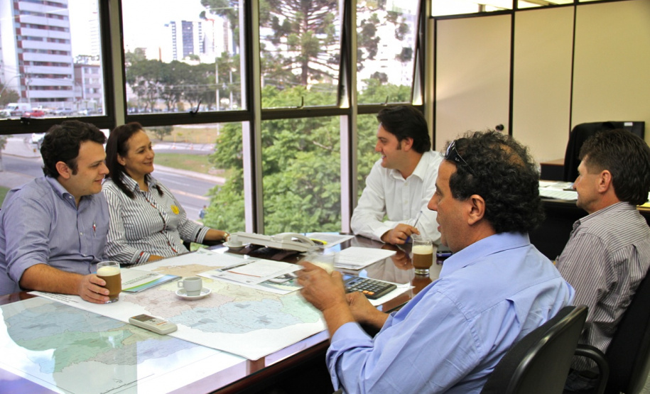 Investimento na infraestrutura atrai grandes empresas para o Paraná