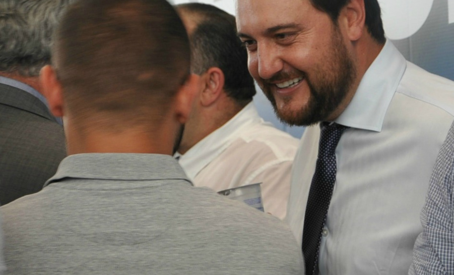 Richa repassa cota extra de ICMS de R$ 430 milhões aos 399 municípios