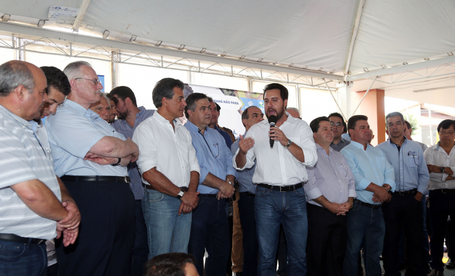 Apucarana comemora 73 anos de emancipação política e recebe obras e veículos do Governo do Paraná