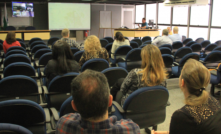 Encerrado o primeiro ciclo de palestras do Painel I do Fórum que uniformiza o entendimento sobre Pavimentação Urbana no Paraná