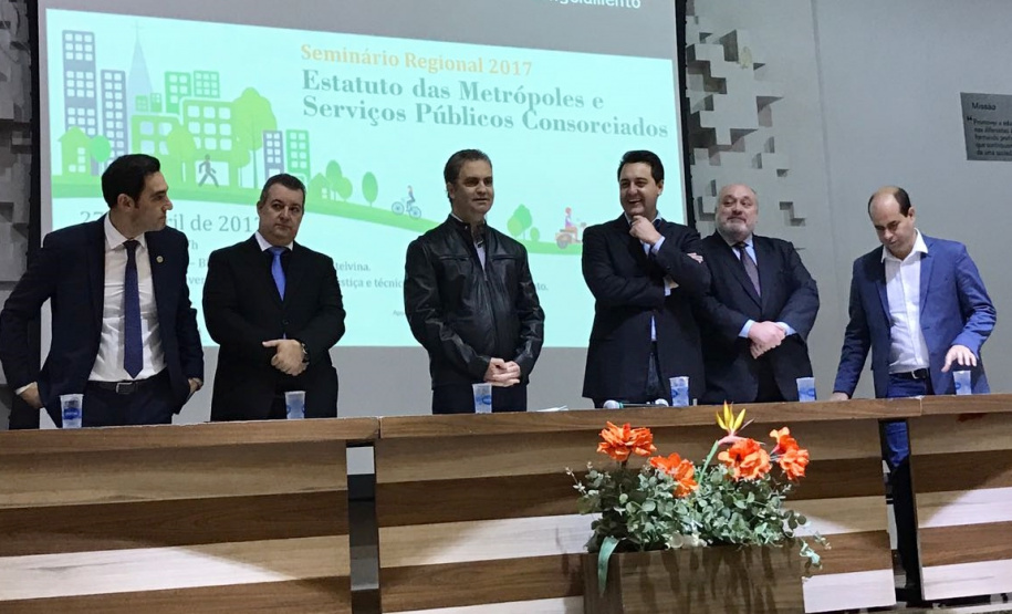 Pacto Político celebra a implantação do Estatuto da Metrópole na Região de Maringá