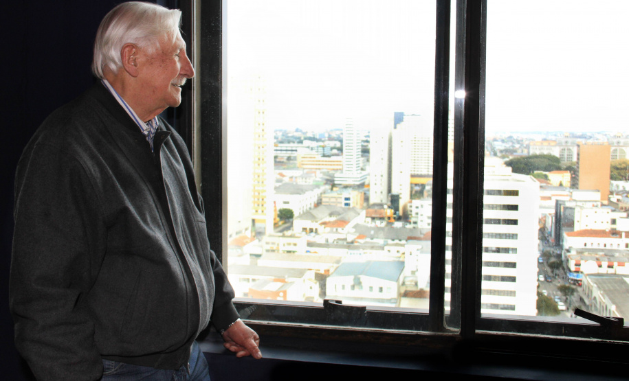 Adeus, Lubomir Ficinski!