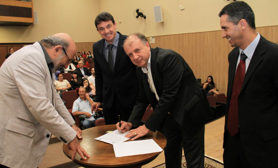 População de Quatro Barras ganha linha integrada de ônibus ao Terminal de Santa Cândida, em Curitiba