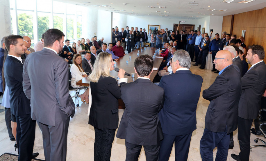 A governadora Cida Borghetti durante assinatura de convênios para municipios. - Curitiba/Pr, 24.04.2018 - Foto Jonas Oliveira/Governadoria