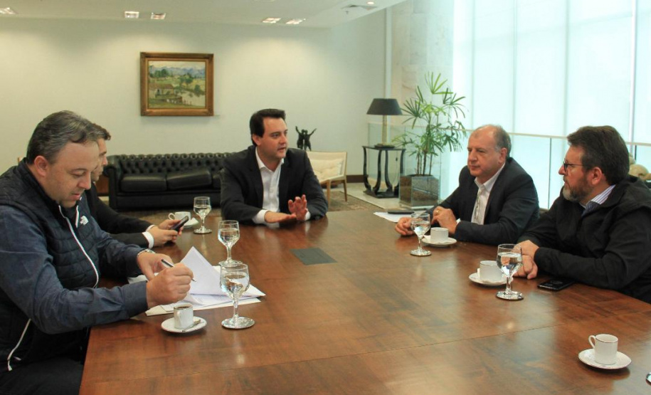 Campina Grande do Sul terá mais de R$ 4 milhões para obras de pavimentação