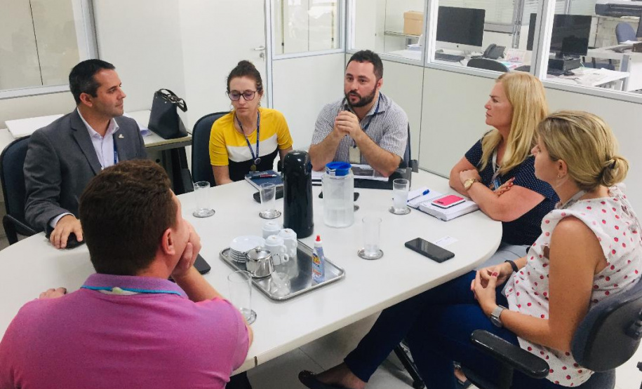 Técnicos da SEDU/Paranacidade e da Sanepar avaliam Termo de Cooperação para troca de informações