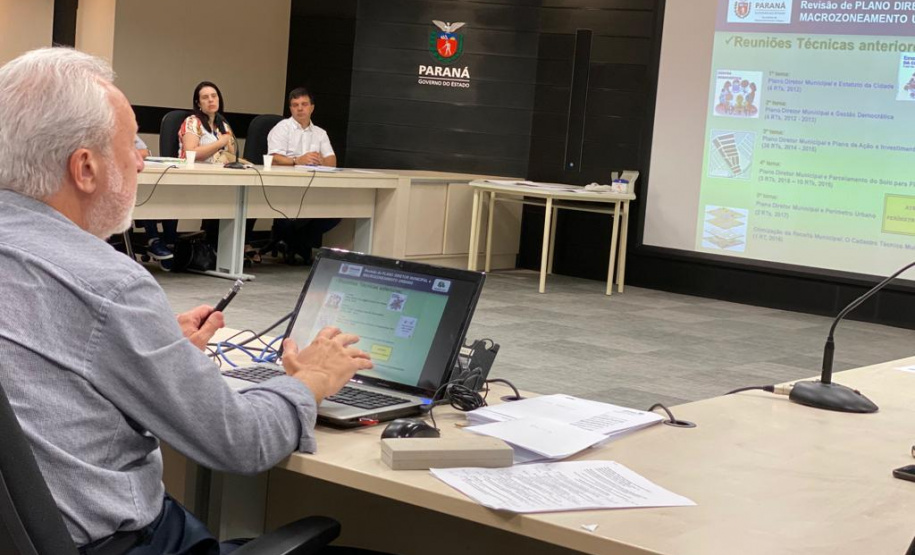 Técnicos de Municípios da AMSULEP participam de Curso sobre PDM