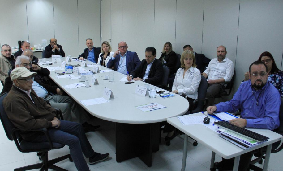 Em última reunião do ano, o Conselho de Administração do Paranacidade avalia orçamentos de 2019 e 2020