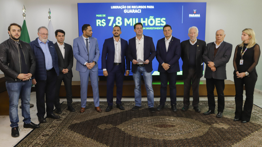 Governador libera R$ 350 milhões para obras e equipamentos em nove Cidades